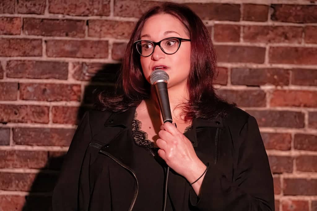 Netflix Is A Joke Presents: Adrienne Iapalucci & Friends