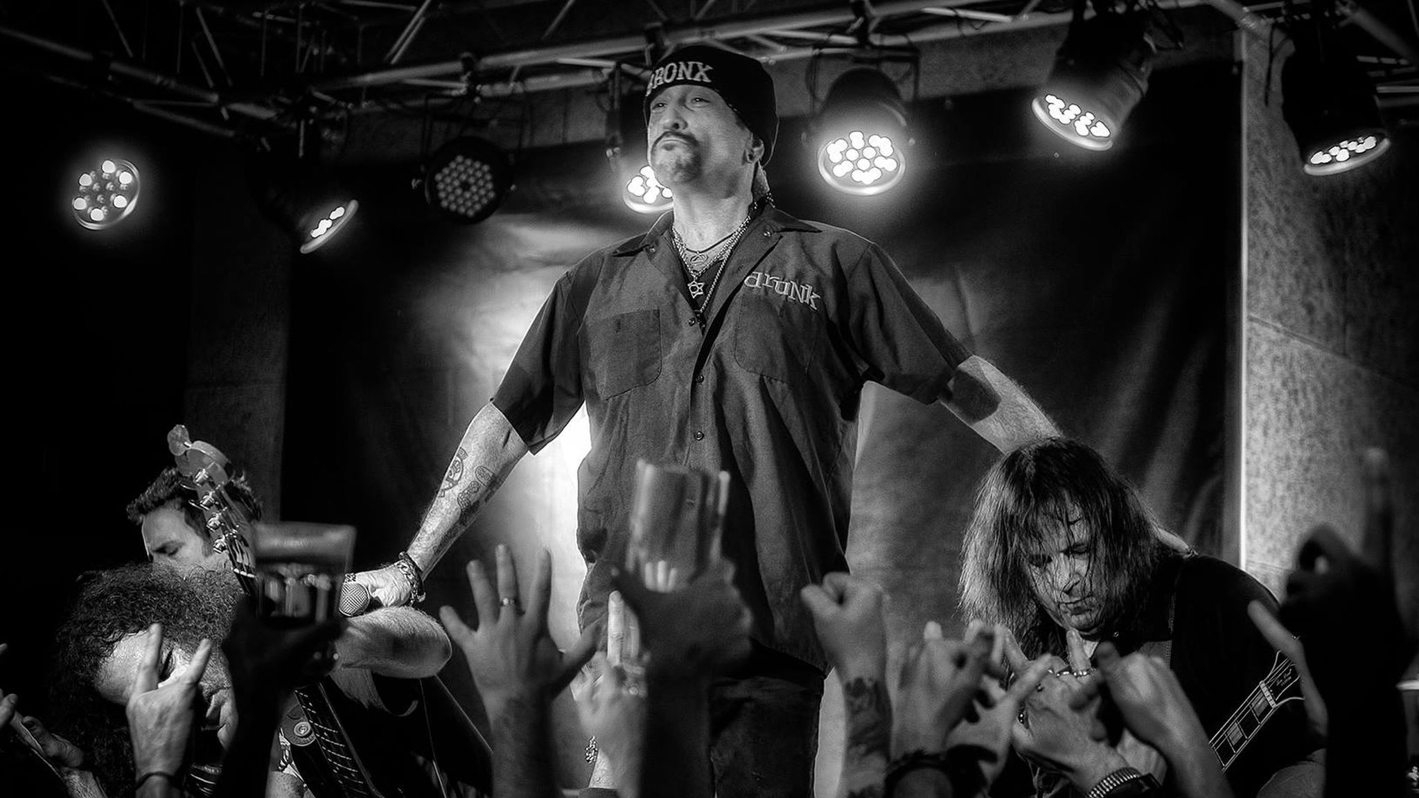 Handsome Dick Manitoba